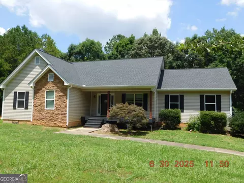 380 Higgins Rd, Locust Grove, GA 30248