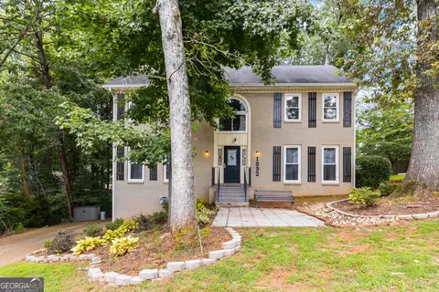 1692 Windsor Chase Ct, Lawrenceville, GA 30043