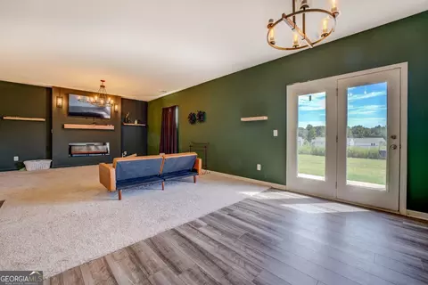 Living - 89 Dorsey Way, Monroe, GA 30655 photo 1 of 4