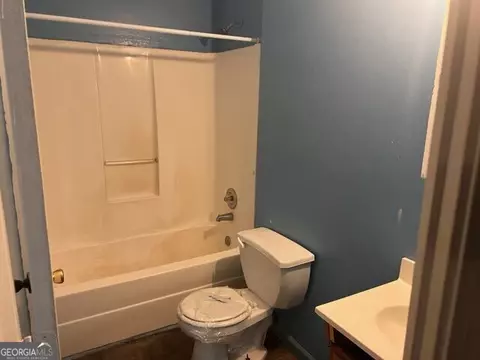 6968 Fielder Rd, Rex, GA 30273 photo 6
