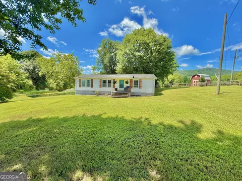 2206 Skitts Mountain Rd, Cleveland, GA 30528
