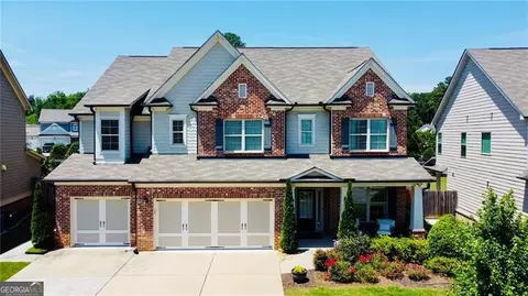 724 Laura Jean Ct, Buford, GA 30518