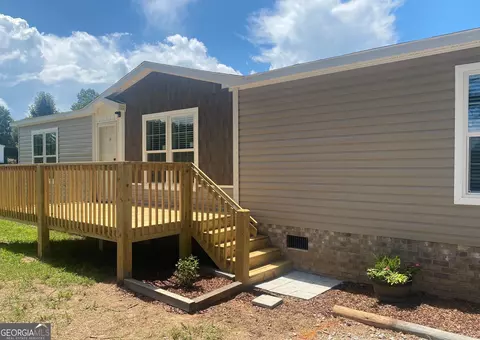 Exterior - 239 Golf Course Rd, Demorest, GA 30535 photo 3 of 9
