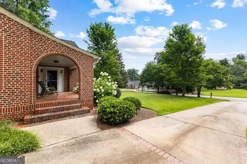Exterior - 305 Waverly Way, Lagrange, GA 30240 photo 3 of 17