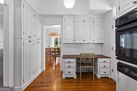 Kitchen - 305 Waverly Way, Lagrange, GA 30240 photo 2 of 4