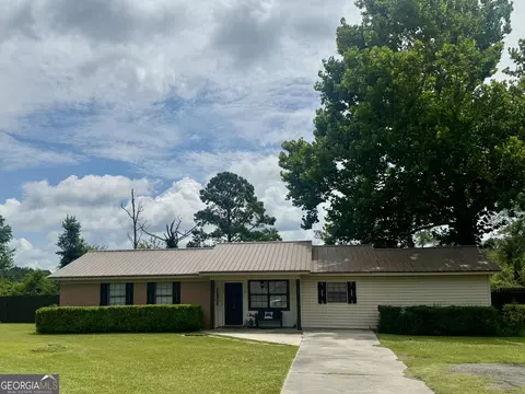116 Twin Gables Rd, Broxton, GA 31519 - Movoto