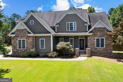 534 Deer Lake Dr, Griffin, GA 30224