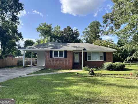 104 Briardale Ave, Warner Robins, GA 31093