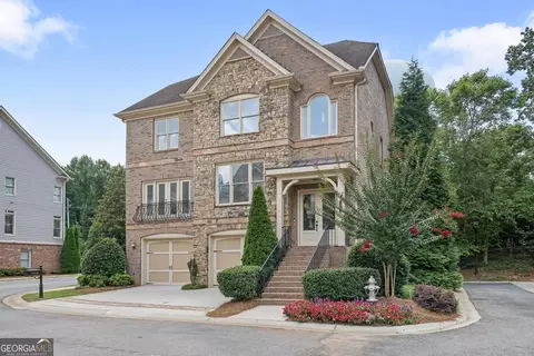 7989 Magnolia Sq, Atlanta, GA 30350
