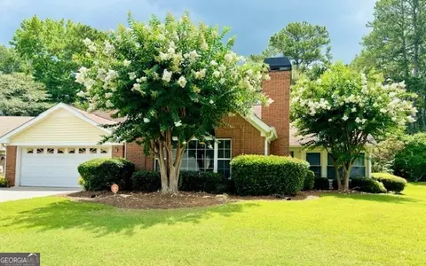 125 Stratford Way, Fayetteville, GA 30214
