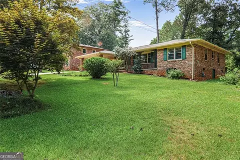 3084 San Jose Dr, Decatur, GA 30032