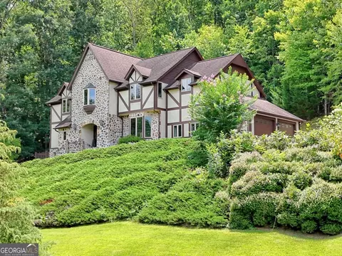 Undisclosed, Brasstown, NC 28902