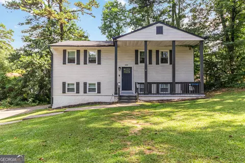 6547 Demere Dr, Morrow, GA 30260