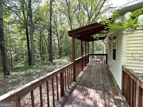 Exterior - 56 Beaver Cove Dr, Lagrange, GA 30240 photo 7 of 9