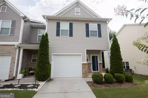 4727 Beacon Ridge Ln, Flowery Branch, GA 30542
