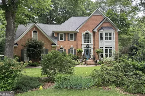 302 Oak Lawn Ct, Peachtree City, GA 30269