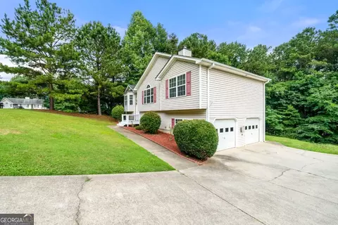 1575 Cedar Hl, Douglasville, GA 30134