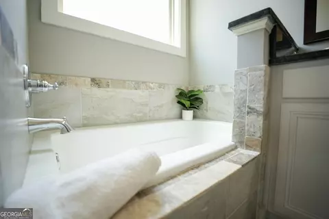 Bath - 415 Silo Cir, Perry, GA 31069 photo 5 of 6