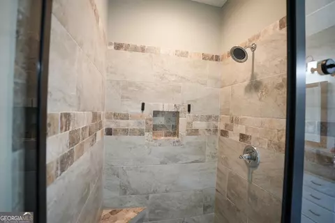 Bath - 415 Silo Cir, Perry, GA 31069 photo 4 of 6
