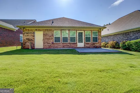 Exterior - 10148 Malcolm Dr, Covington, GA 30014 photo 5 of 5