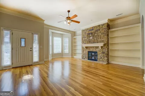 Living - 10148 Malcolm Dr, Covington, GA 30014 photo 2 of 5