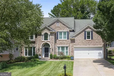 1034 Queensgate Dr SE, Smyrna, GA 30082