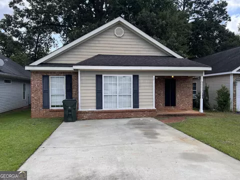 129 Rolling Woods Cir, Warner Robins, GA 31088