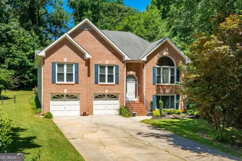 2080 Ivy Ln, Cumming, GA 30041