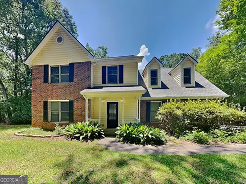 145 Bryson Ln, Fayetteville, GA 30215
