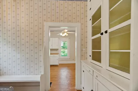 Entry Way - 513 Park Ave, Lagrange, GA 30240 photo 2 of 3