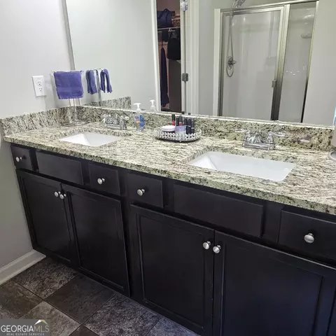 Bath - 97 Citadel Dr, Hampton, GA 30228 photo 4 of 5