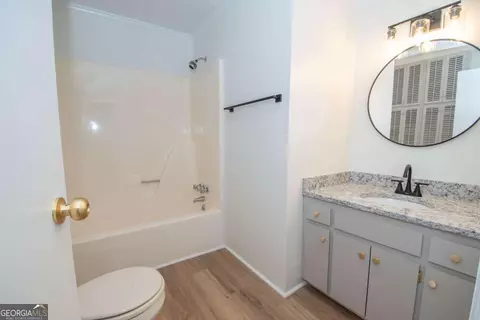 Bath - 189 Tatum Heights Dr, Lagrange, GA 30240 photo 2 of 2