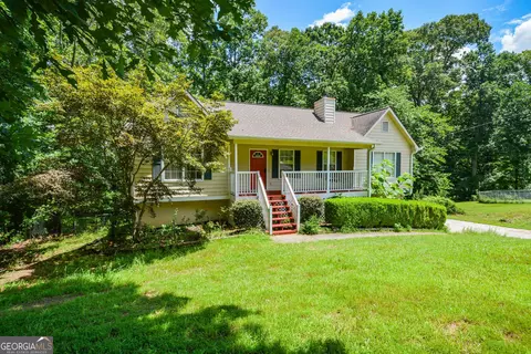 256 Thornbrooke Dr, Hiram, GA 30141