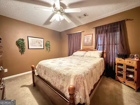 Bedroom - 244 Old Pond Rd, Lagrange, GA 30241 photo 4 of 5