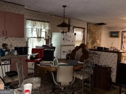 Kitchen - 507 S Lee St, Lagrange, GA 30240 photo 4 of 4
