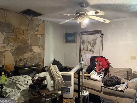 Living - 507 S Lee St, Lagrange, GA 30240 photo 1 of 1