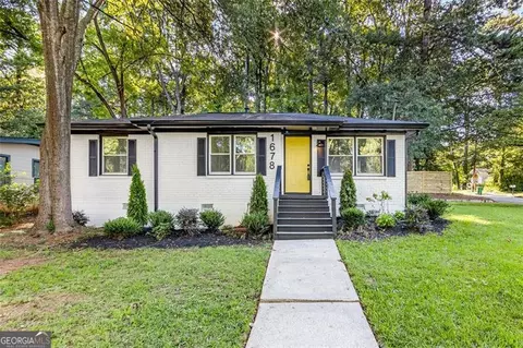 1678 Capistrana Pl, Decatur, GA 30032