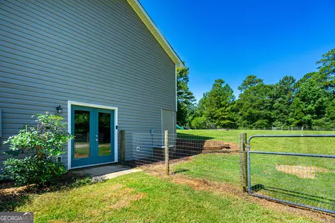 Exterior - 175 Hill Rd, Lagrange, GA 30240 photo 2 of 4