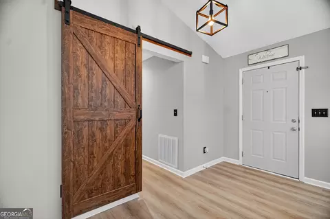Entry Way - 175 Hill Rd, Lagrange, GA 30240 photo 1 of 2