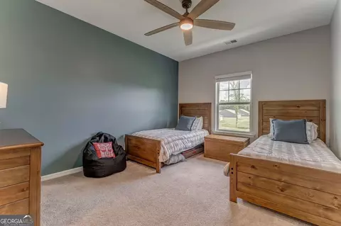 Bedroom - 405 Benstone Dr NE, Calhoun, GA 30701 photo 2 of 10