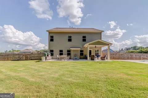 Exterior - 405 Benstone Dr NE, Calhoun, GA 30701 photo 5 of 11