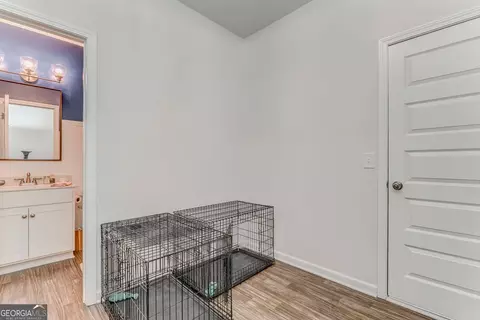 Entry Way - 405 Benstone Dr NE, Calhoun, GA 30701 photo 2 of 3