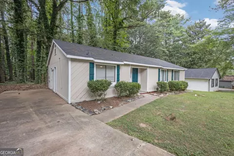 59 Burnham Cir, Jonesboro, GA 30238