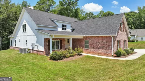 89 Mallie Dr, Forsyth, GA 31029 photo 4