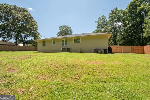 Exterior - 146 Whitaker Rd, Lagrange, GA 30240 photo 8 of 11