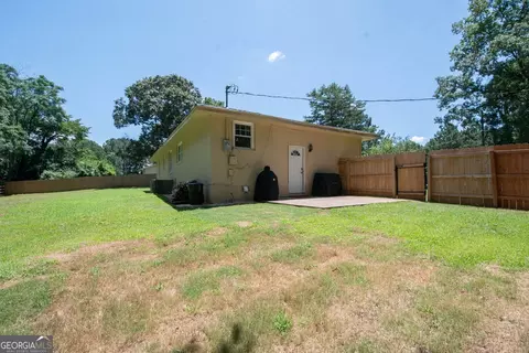Exterior - 146 Whitaker Rd, Lagrange, GA 30240 photo 6 of 11