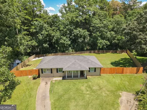 Exterior - 146 Whitaker Rd, Lagrange, GA 30240 photo 2 of 11