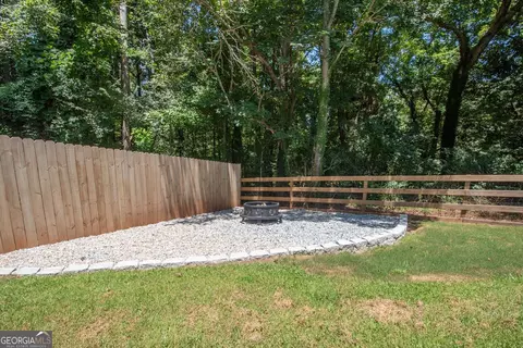 Exterior - 146 Whitaker Rd, Lagrange, GA 30240 photo 7 of 11