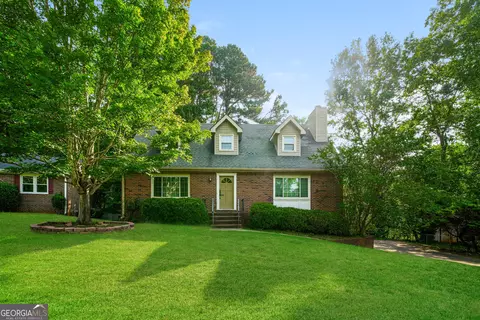 6811 Fairways Dr, Douglasville, GA 30134