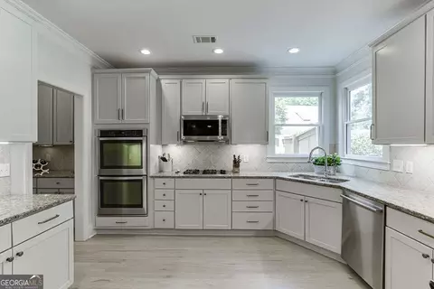 1812 Tobey Rd, Chamblee, GA 30341 photo 9